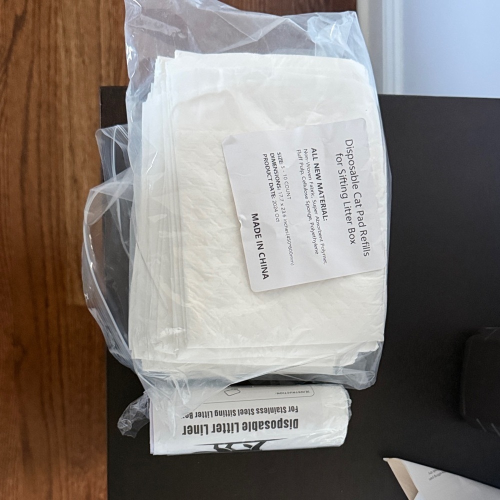 Suzzi Paws 9 Disposable Cat Pan Liners & 7 Disposable Litter Liners